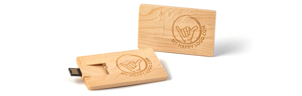 puinen usb muistitikku kortinmuotoinen MyHappyLogo